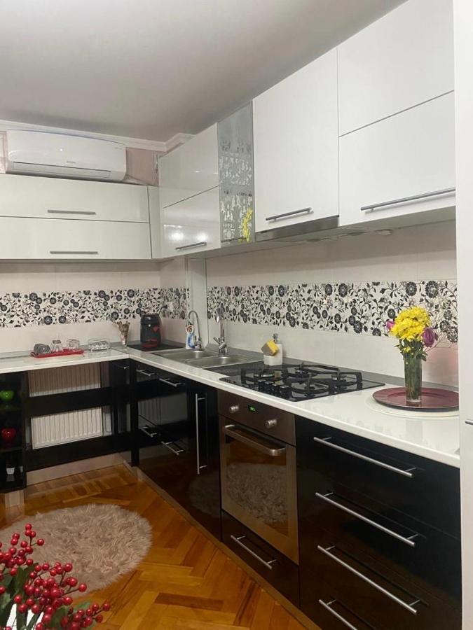 Tribunal Apartament Langa Faleza Dunarii Браїла Екстер'єр фото